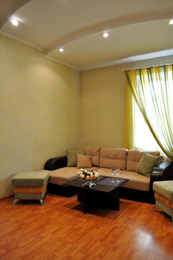 Apartment On Karbyshewa 1 그로드노 외부 사진